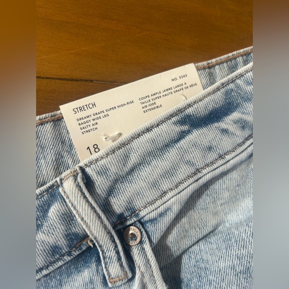 NWT AE Dreamy Drape Stretch Super High-Waisted Baggy Wide-Leg Jean - Picture 5 of 12